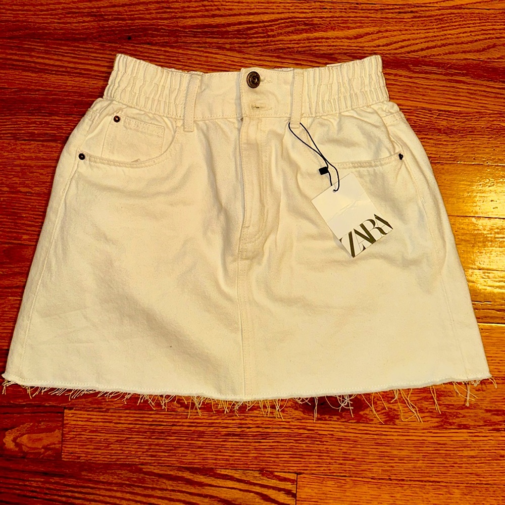 Zara white jean skirt